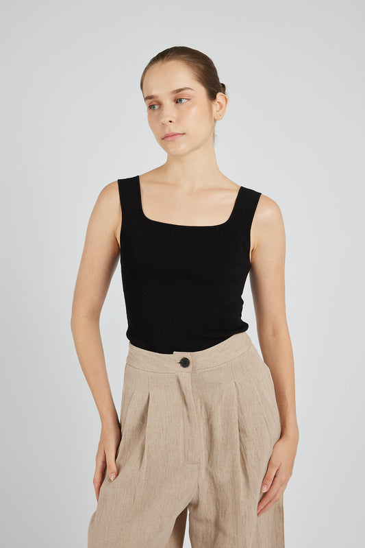 Essential Tank - Black