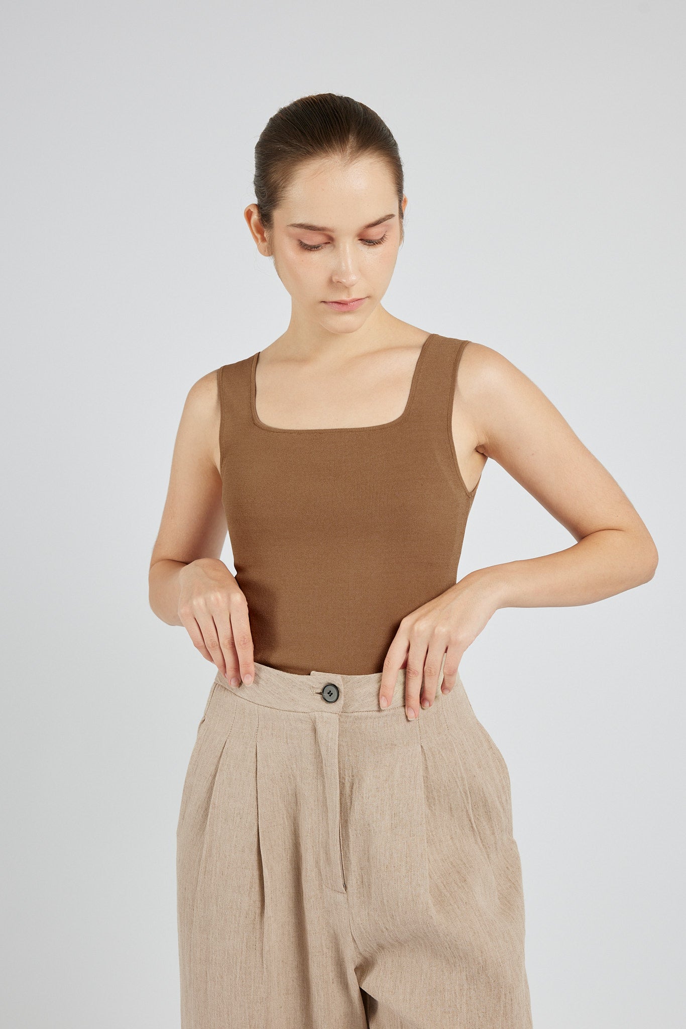 Essential Tank - Sand